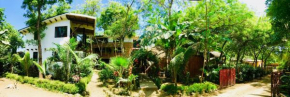 Отель Spondylus Lodge  Ayampe